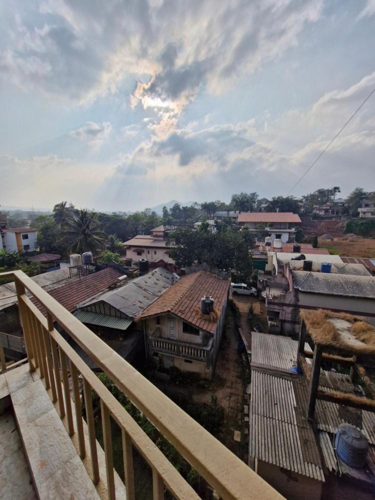 Ilif 2801 Dream Holidays Lonavala Ngoại thất bức ảnh